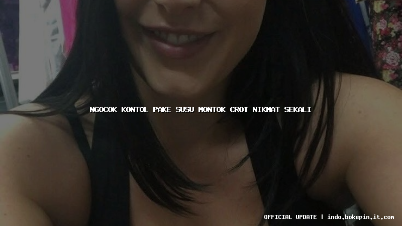 ngocok kontol pake susu montok crot nikmat sekali